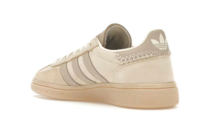 Handball Spezial "Cream White Beige"