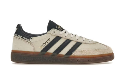 Handball Spezial "Wonder White Black"