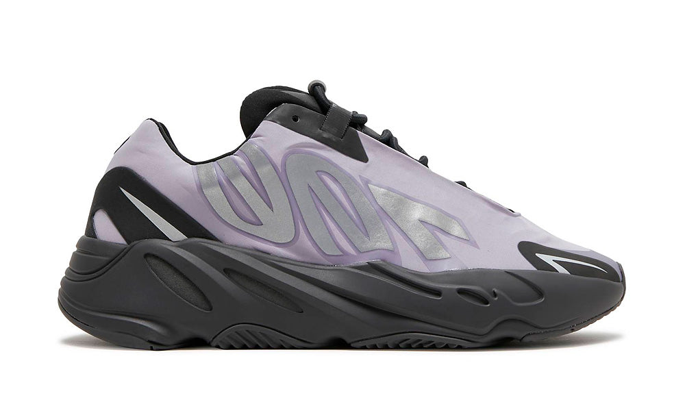 Yeezy Boost 700 MNVN "Geode"